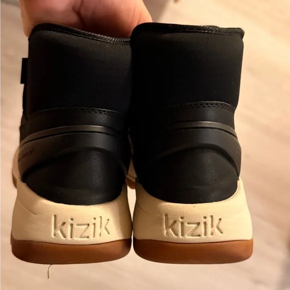 Kizik Juno Low Boots - Picture 5 of 7